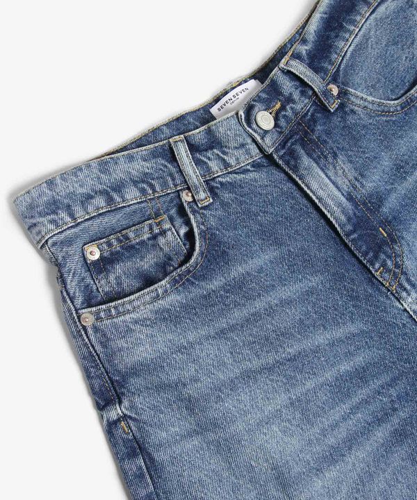 Jeans dama image number null