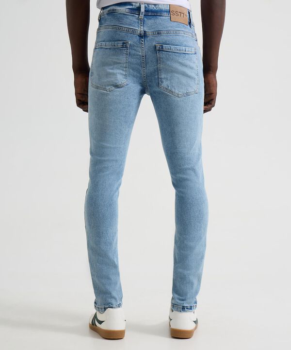 Jeans para hombre image number null