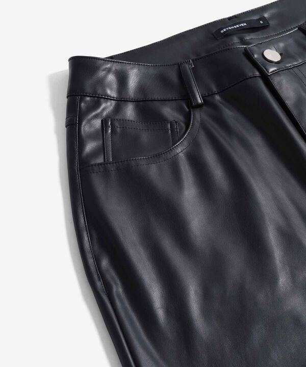 Pantalones para mujer image number null