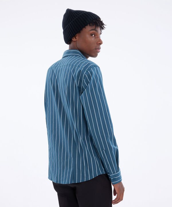 Camisas básicas para hombre 