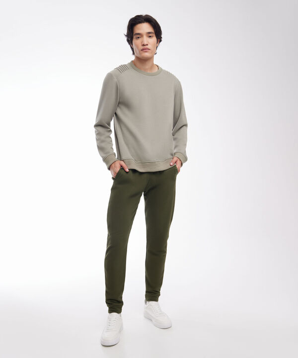 Joggers basicos para hombre image number null