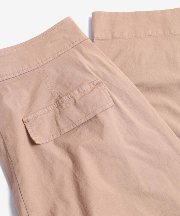 Pantalon para mujer image number null