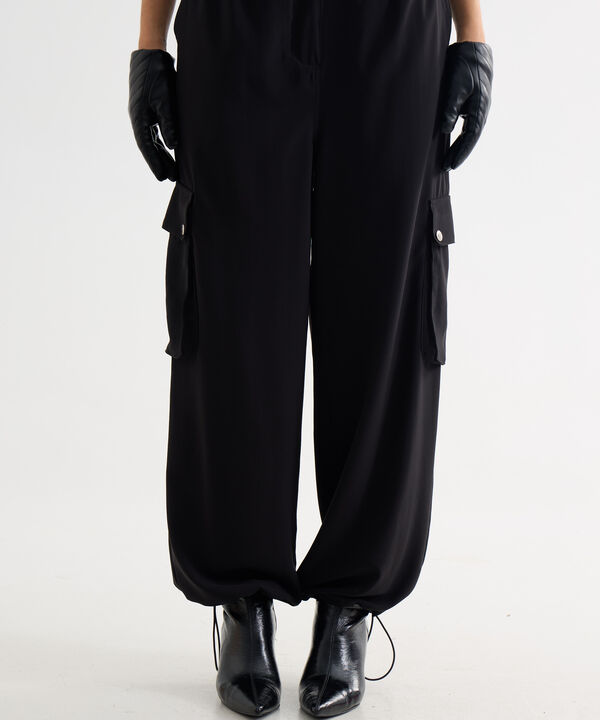 Pantalones para mujer image number null