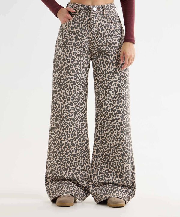 Jeans dama image number null
