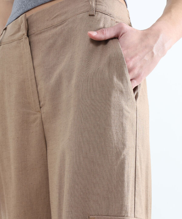 Pantalones para mujer image number null
