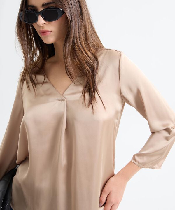 Blusas de moda para mujer