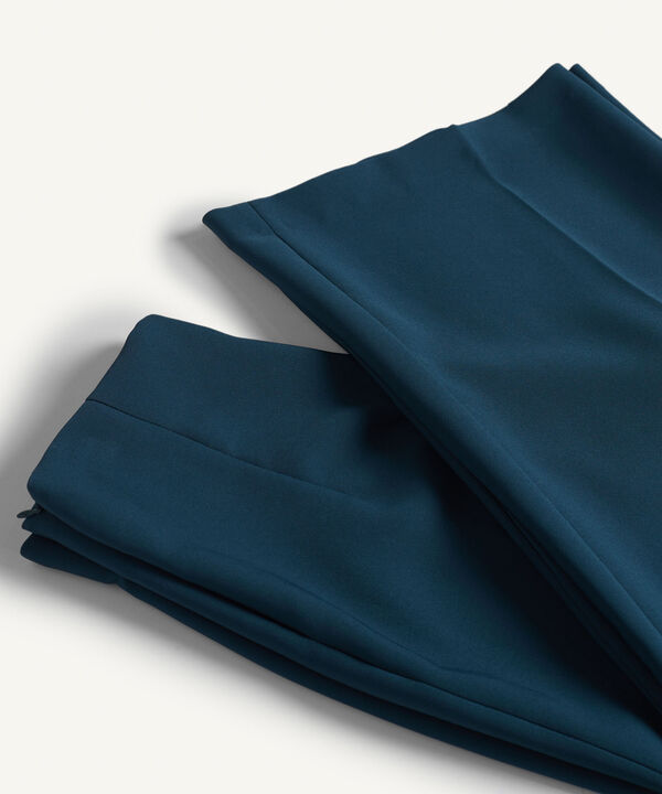 Pantalones basicos para mujer