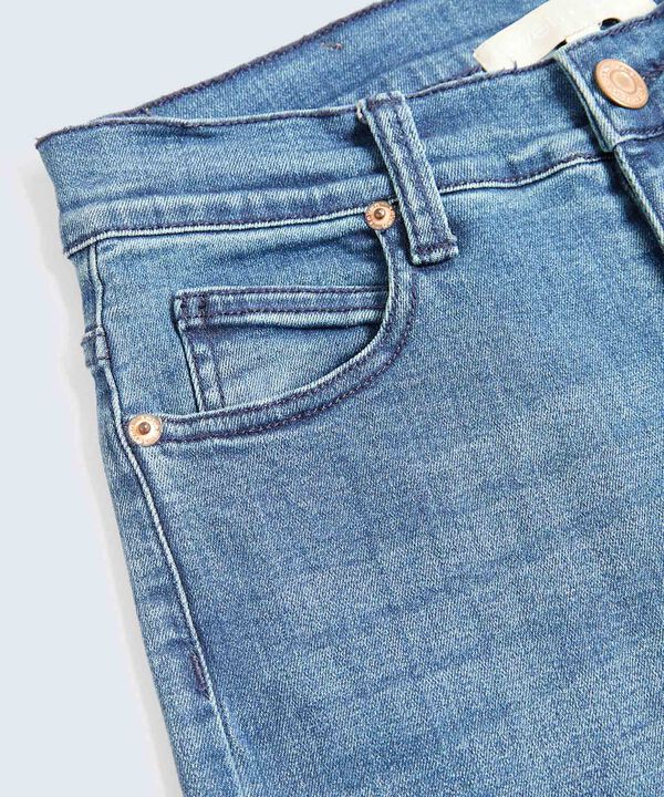 Jeans para hombre image number null