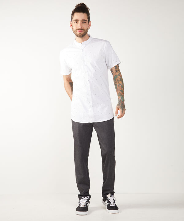Camisas básicas para hombre