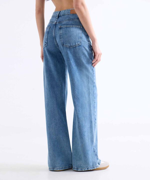 Jeans dama image number null