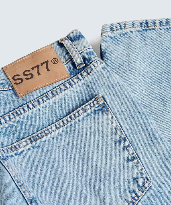 Jeans para hombre image number null