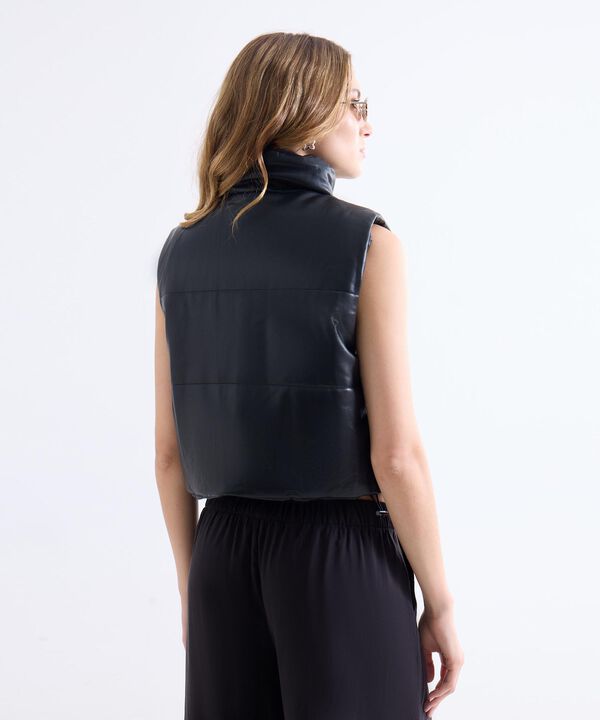 Chalecos para mujer image number null