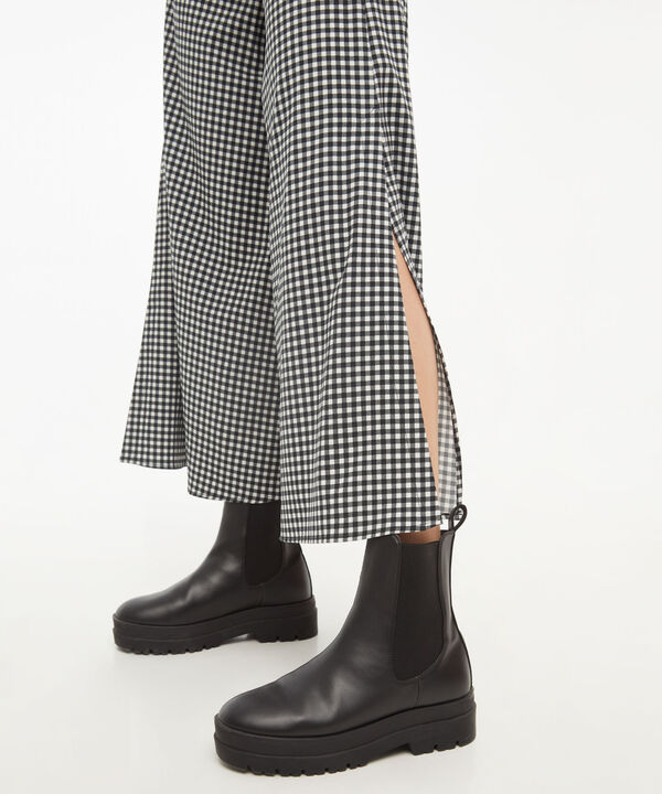Pantal&oacute;n Tipo Culotte Con Aberturas, Negro, hi-res