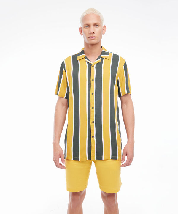Bermudas básicas para hombre image number null