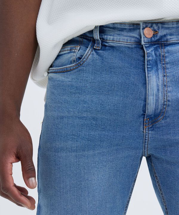 Jeans hombre image number null