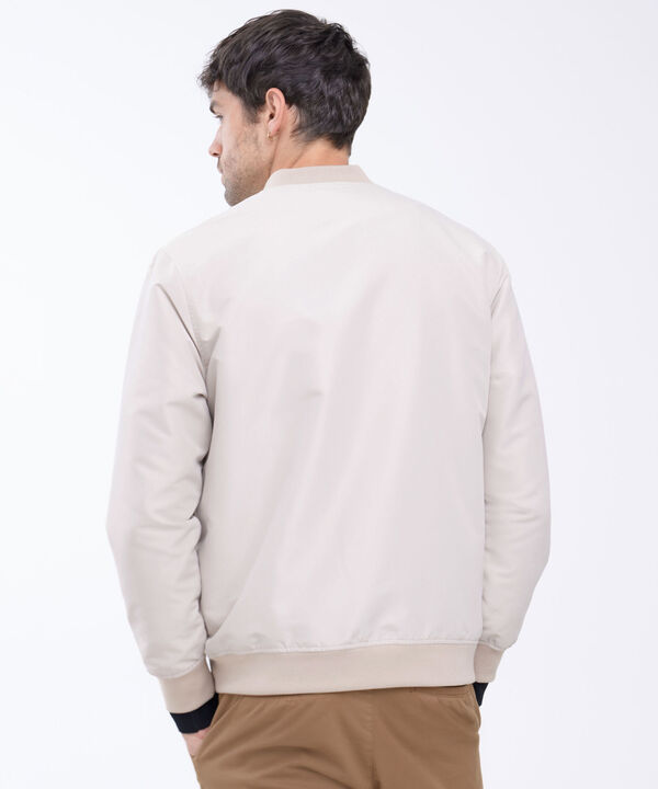 Chaquetas básicas para hombre