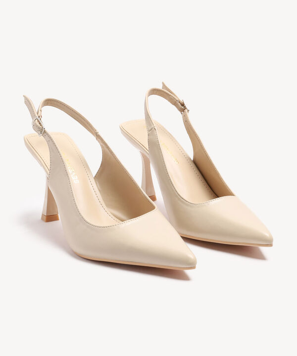 Tacones image number null