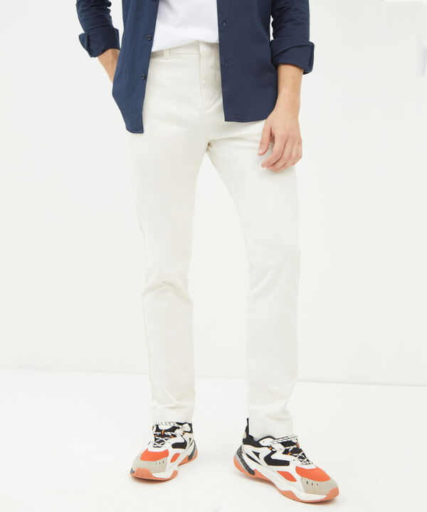 Pantalones basicos para hombre