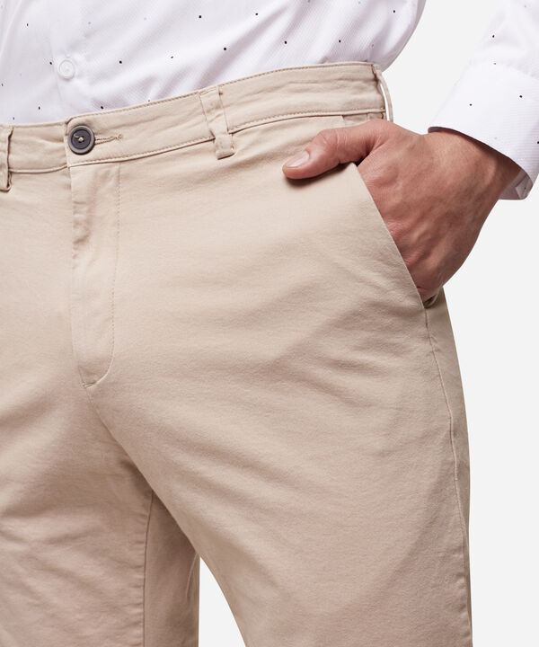 Pantalones básicos para hombre image number null
