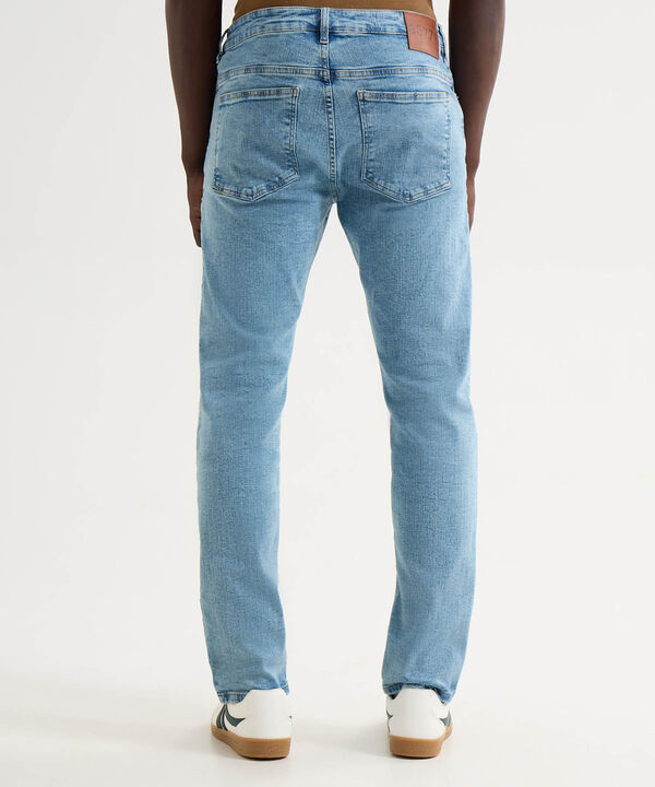 Jeans para hombre image number null