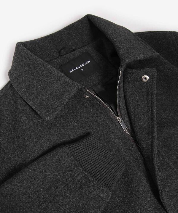 Chaquetas para hombre image number null
