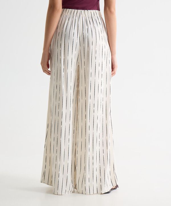 Pantalones para mujer image number null