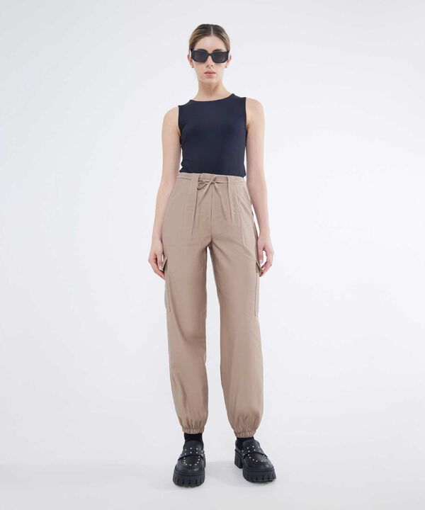Pantalones para mujer