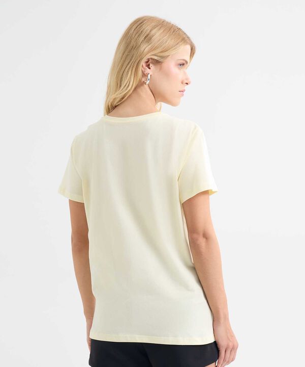 Camisetas Estampadas para mujer image number null
