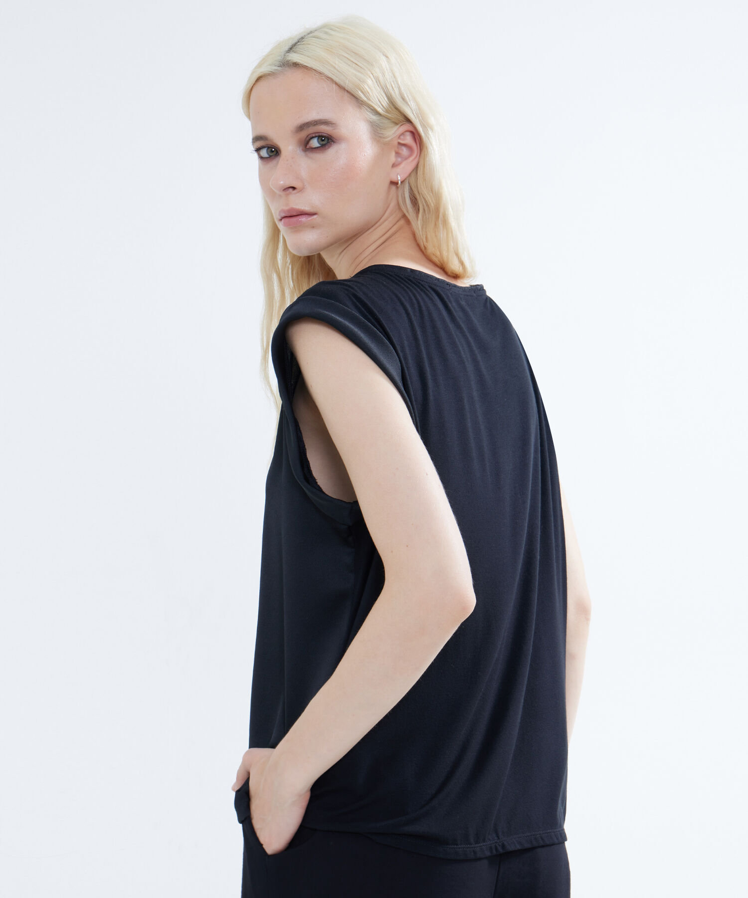Blusas de moda para mujer