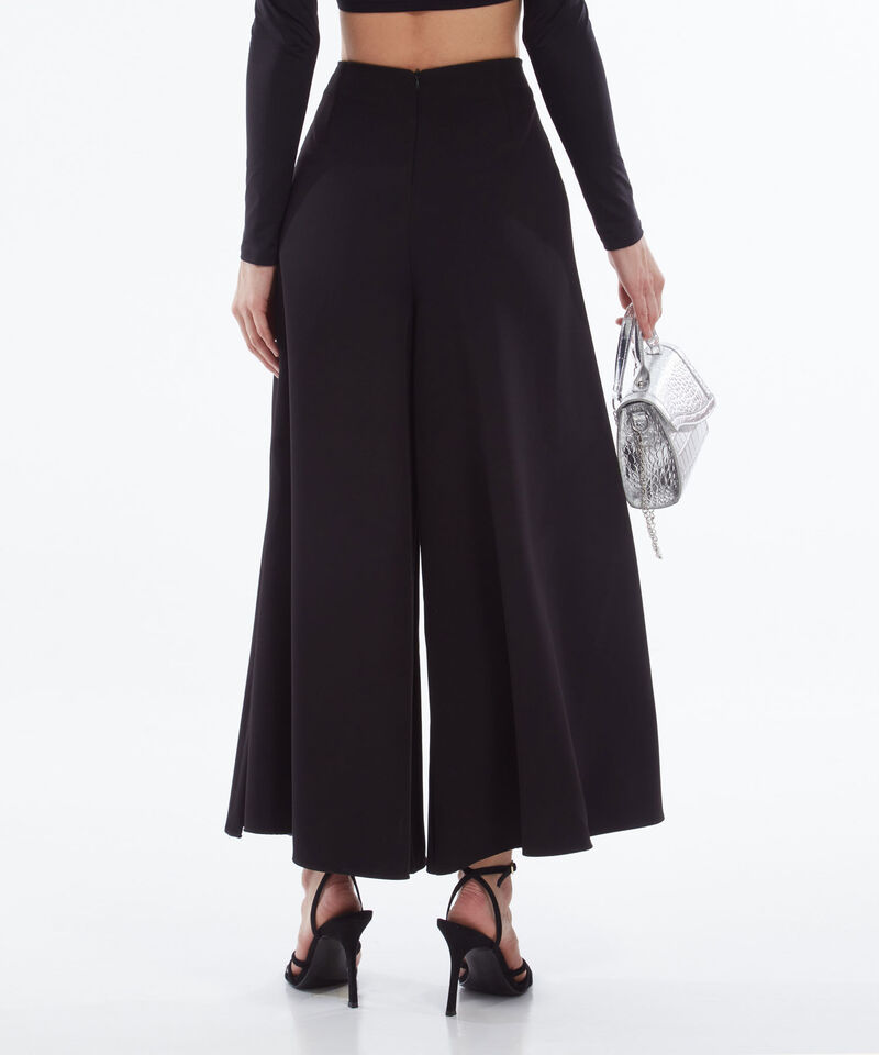 Pantalones B&aacute;sicos para mujer