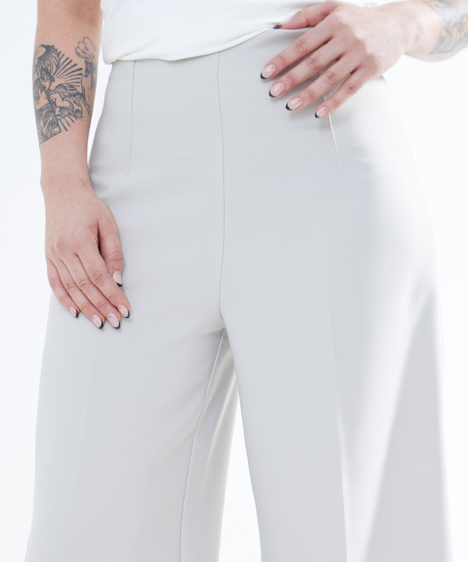 Pantalones básicos para mujer