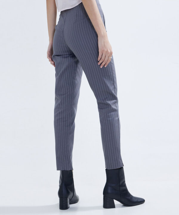Pantalones básicos para mujer