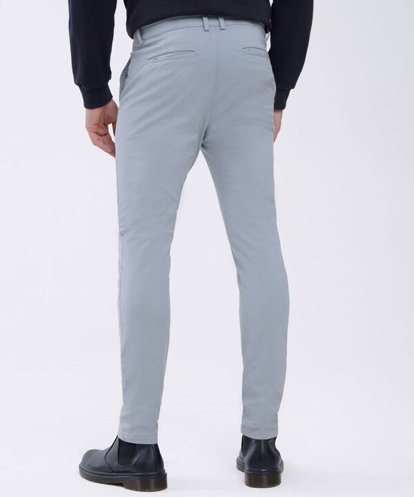 Pantalones basicos para hombre