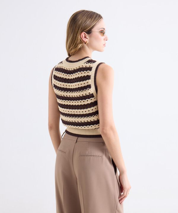 Chalecos para mujer image number null