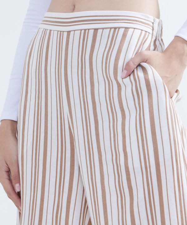 Pantalones para mujer image number null