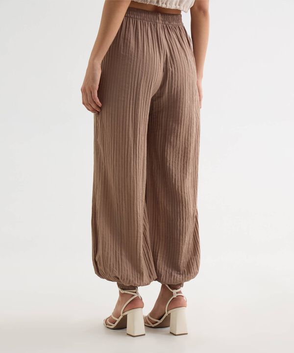 Pantalones para mujer image number null