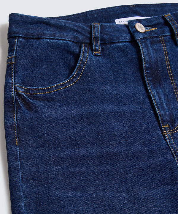 Jeans dama image number null