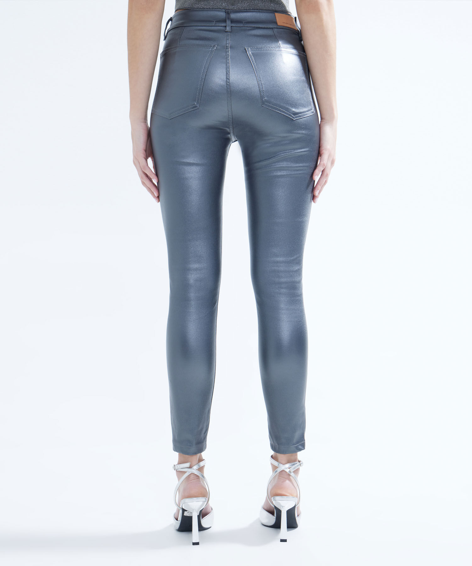Pantalones para mujer