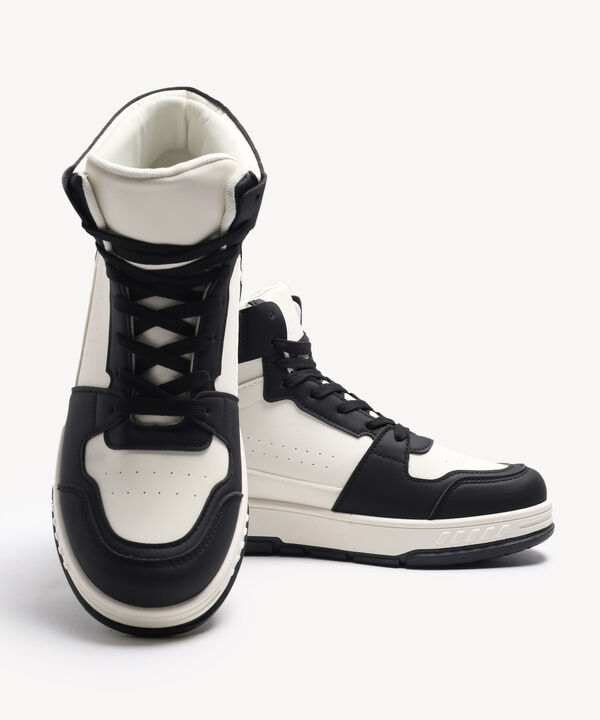 Tenis hombre image number null