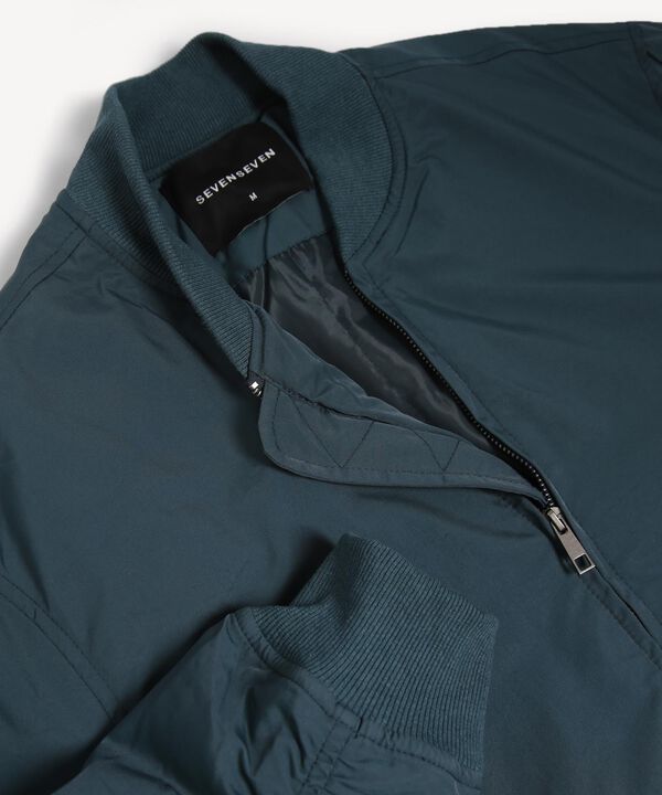 Chaquetas para hombre image number null