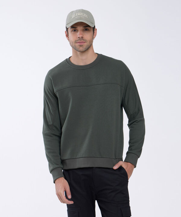 Buzos y sacos básicos para hombre  image number null