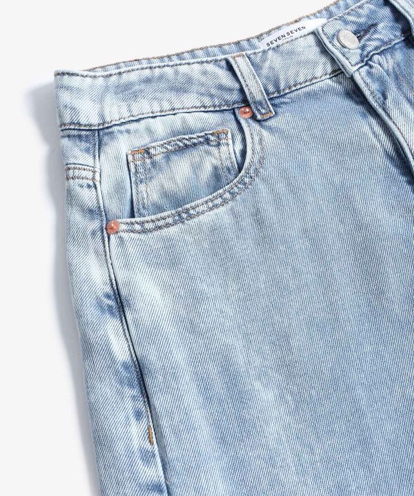 Jeans dama image number null