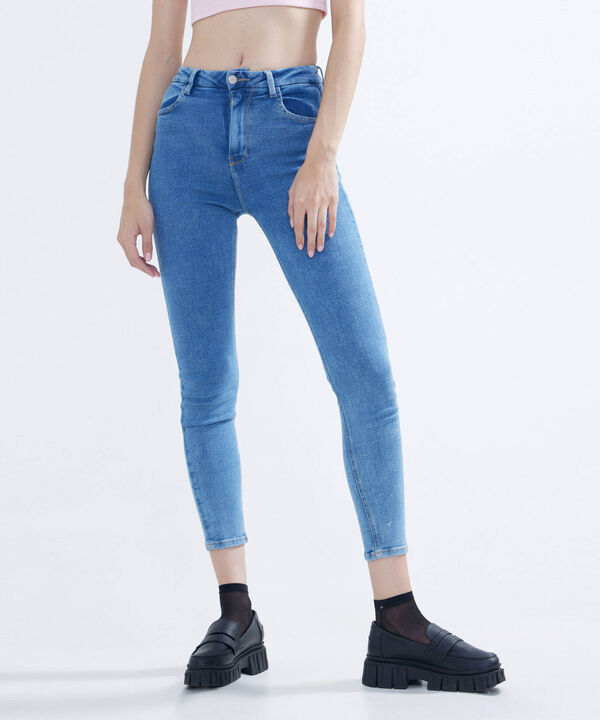 Jeans dama image number null