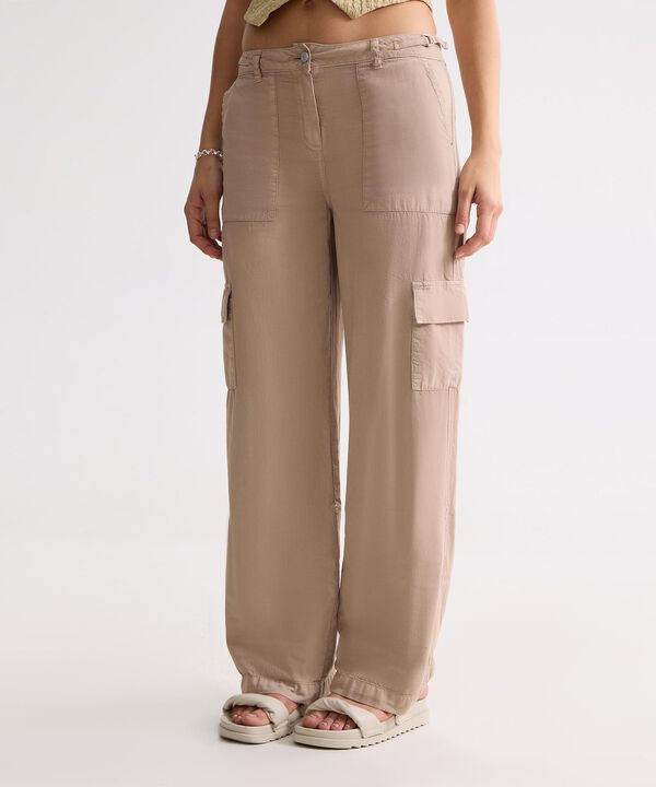 Pantalones para mujer image number null