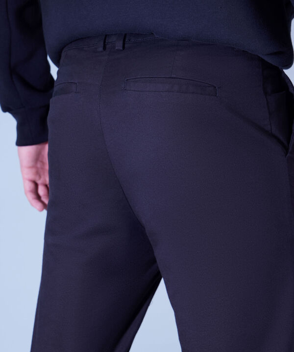 Pantalones basicos para hombre