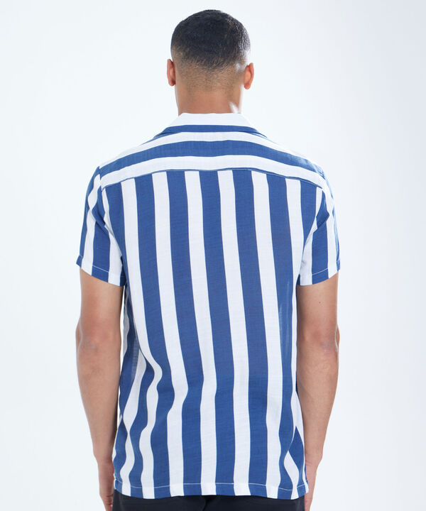 Camisas básicas para hombre 