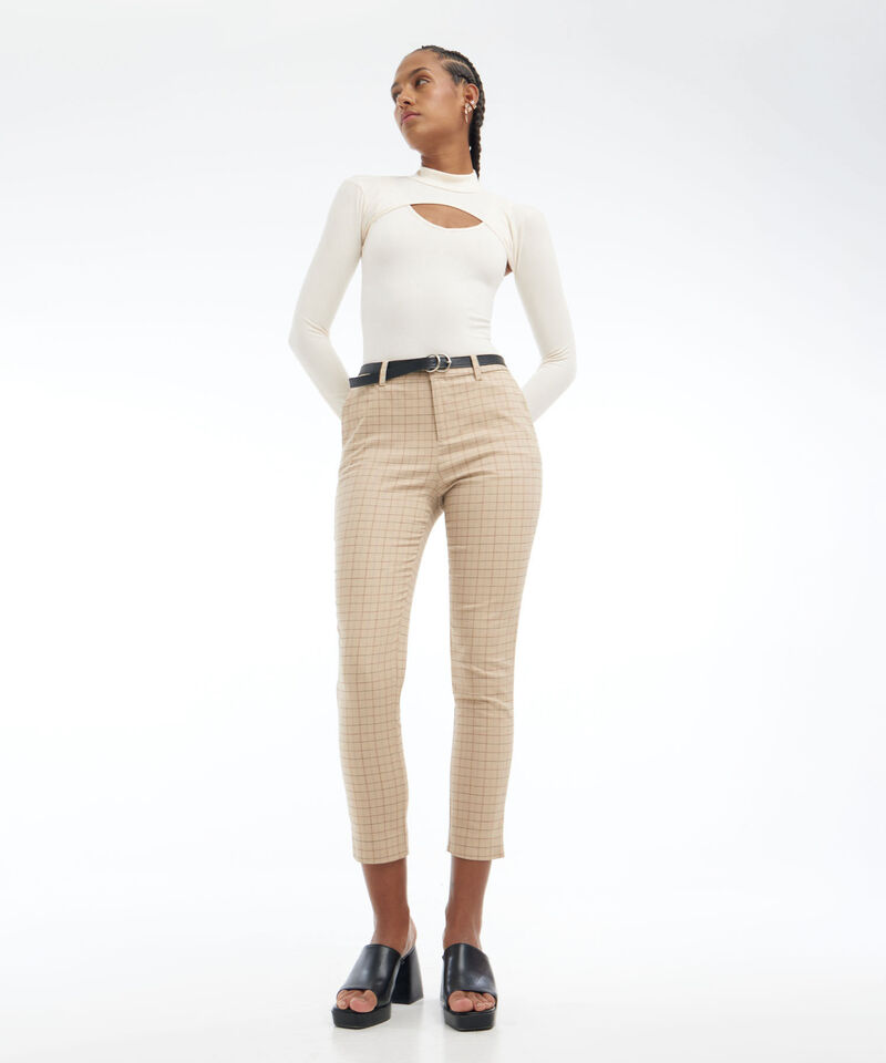 Pantalones basicos para mujer