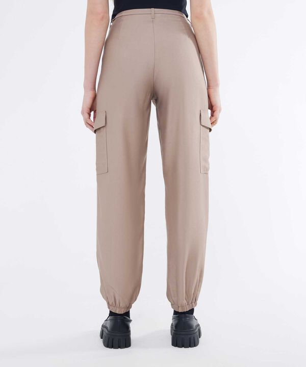 Pantalones para mujer