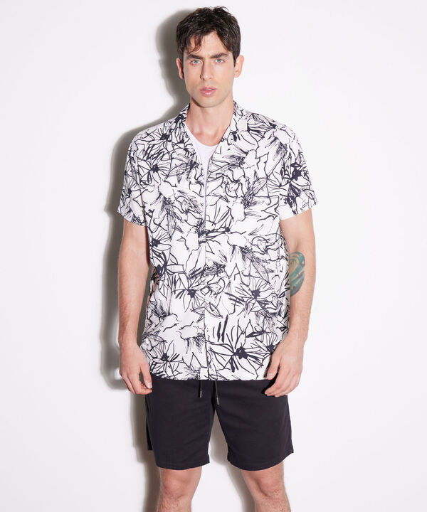 Camisas básicas para hombre  image number null