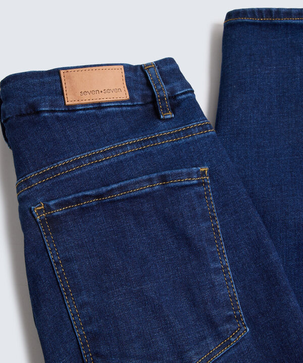 Jeans dama image number null